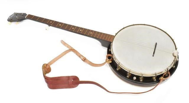 VINTAGE SILVERTONE BANJOVintage