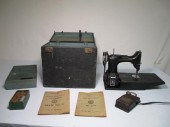 Vintage Singer Featherweight p