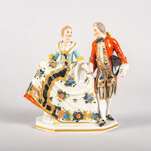VINTAGE SITZENDORF PORCELAIN COUPLE