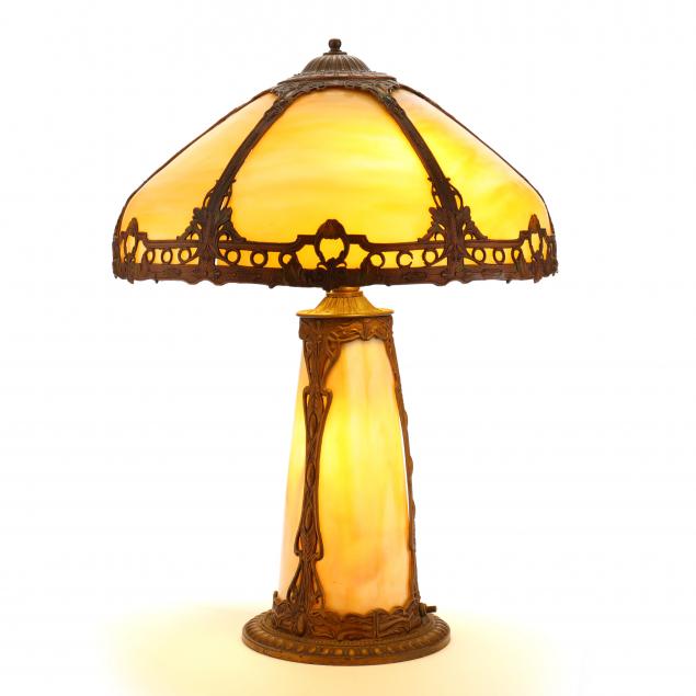 VINTAGE SLAG GLASS TABLE LAMP