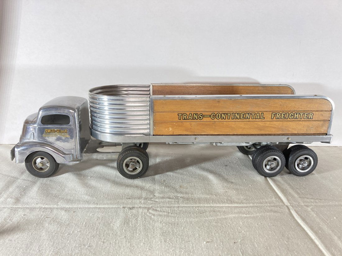VINTAGE SMITH & MILLER SMITTY