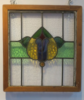VINTAGE STAINED GLASS HOUSE WI