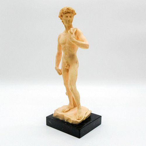 VINTAGE STATUE OF DAVID AFTER