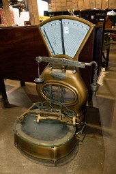 VINTAGE STIMPSON 10LB PLATFORM