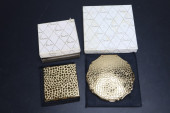 VINTAGE STRATTON COMPACTS, QUE
