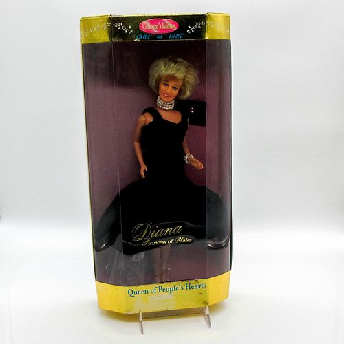 VINTAGE STREET PLAYERS DOLL,