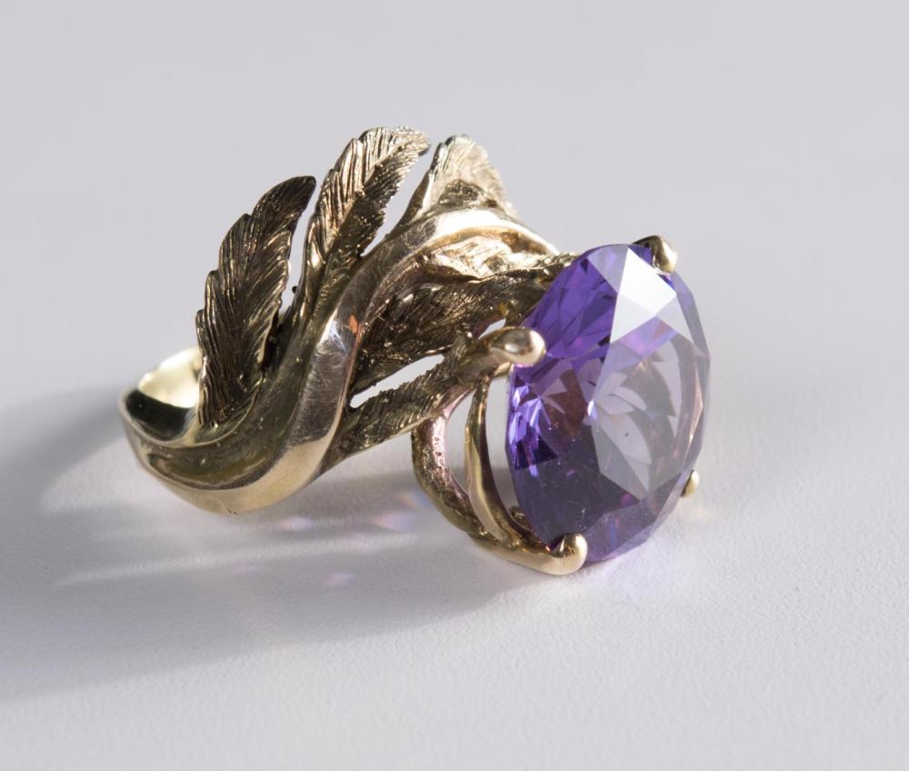 VINTAGE SYNTHETIC ALEXANDRITE