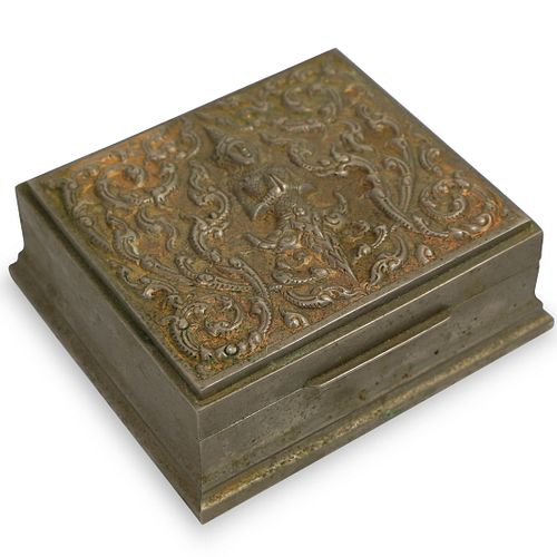 VINTAGE THAI SILVER BOXDESCRIPTION: