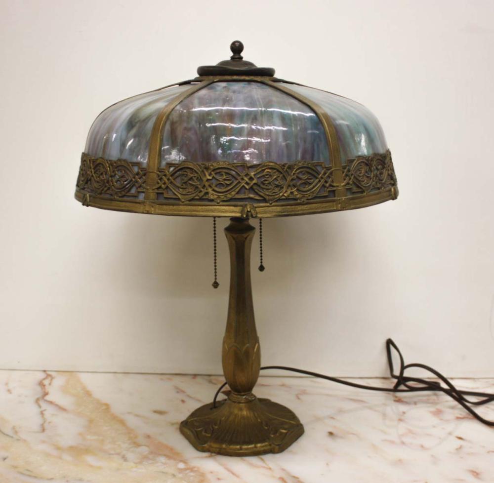 VINTAGE TIFFANY-TYPE TABLE LAMP,