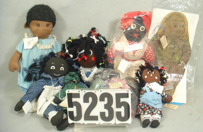 Vintage to New cloth dolls lot, 7