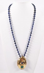 VINTAGE TULLA BOOTH ONYX GEMST