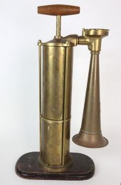 VINTAGE TYFON BRASS FOG HORNVi
