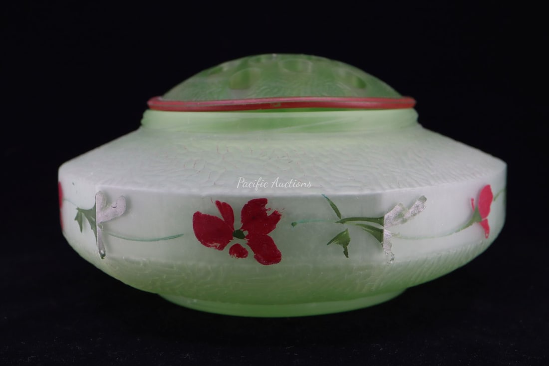 VINTAGE URANIUM GLASS FLOWER