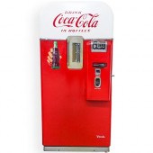 VINTAGE V-39 COCA COLA MACHINE