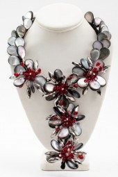 VINTAGE VILAIWAN ABALONE & RED