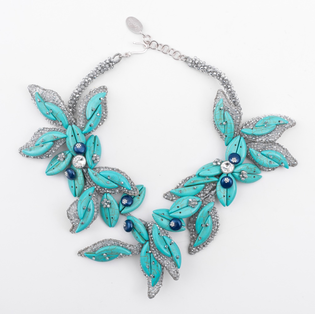 VINTAGE VILAIWAN BEADED CRYSTAL &