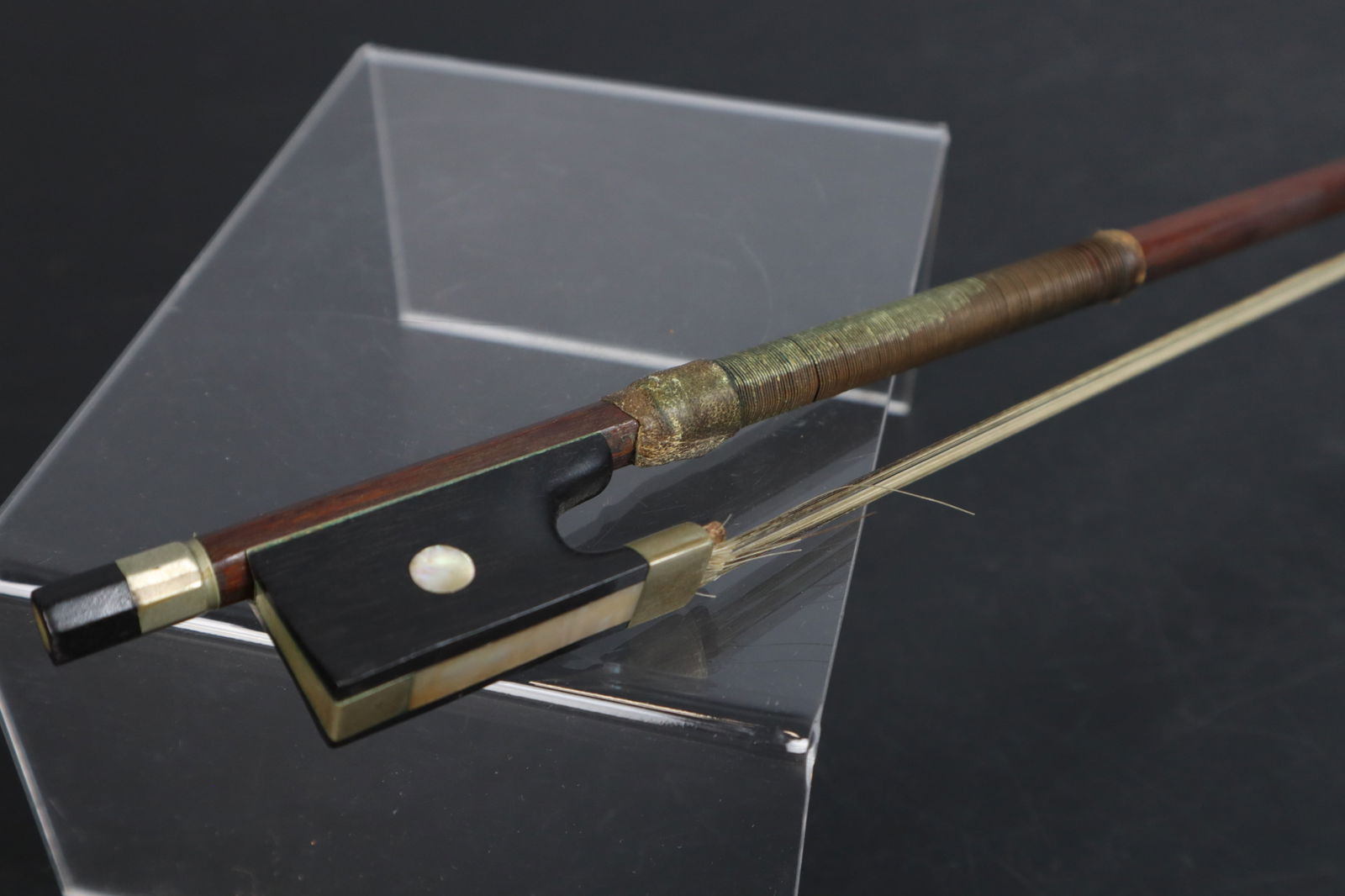 VINTAGE VIOLIN BOW, ABALONE MOP