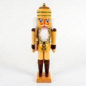 VINTAGE VOLKSKUNST WOOD NUTCRA
