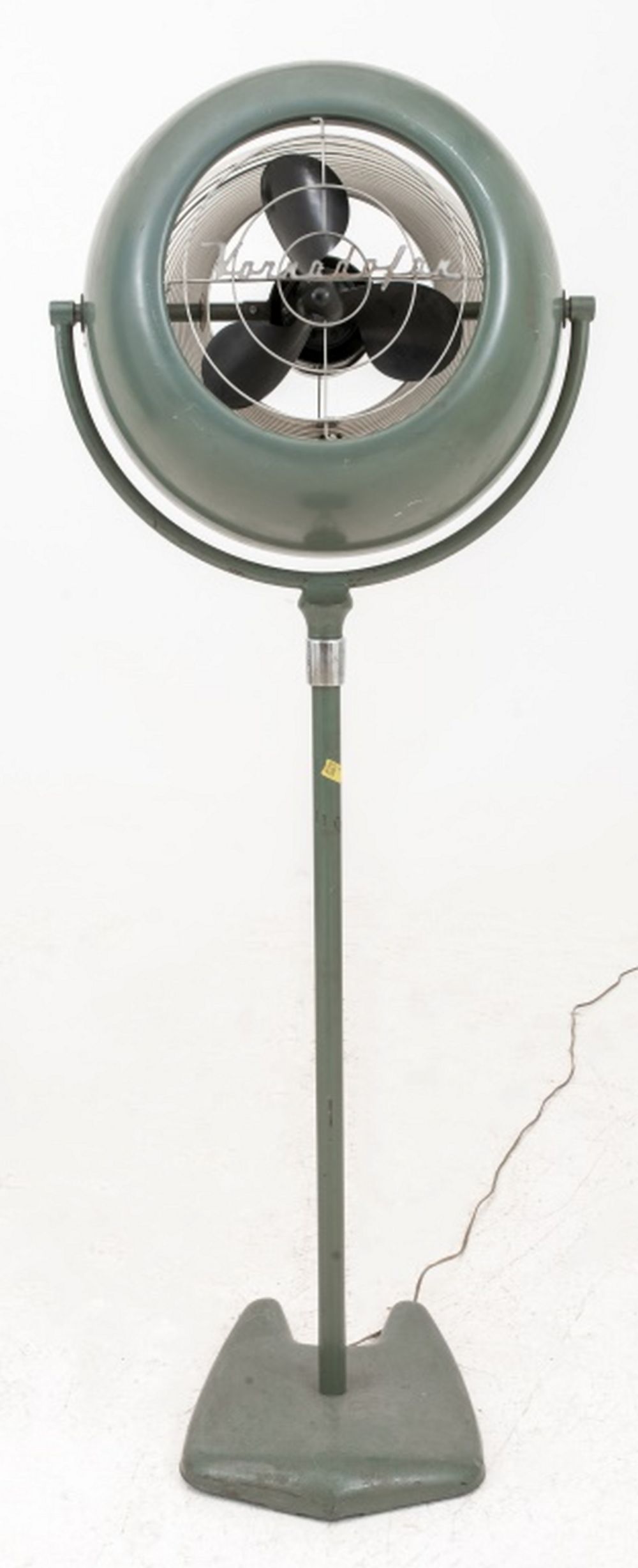 VINTAGE VORNADOFAN FLOOR FAN