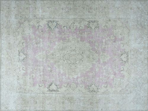 VINTAGE WHITE WASHED HAND KNOTTED