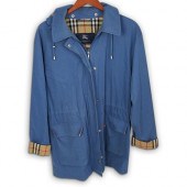 VINTAGE WOMENS BURBERRY RAIN J