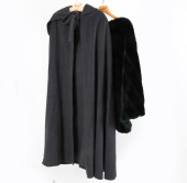 VINTAGE WOMENS DESIGNER CLOTHI