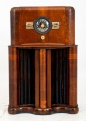 VINTAGE ZENITH MODEL 11S474 "L