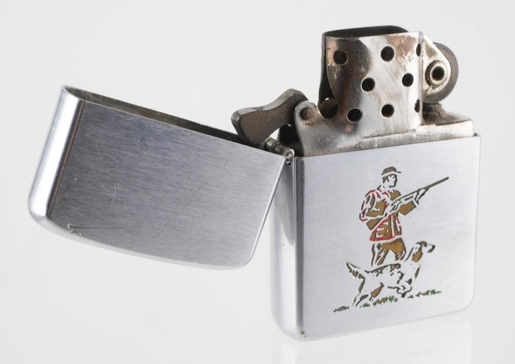 VINTAGE ZIPPO HUNTER LIGHTERCirca