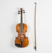 VIOLIN SIGNED BY WILHELM DUERE