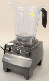 VITAMIX 5200 BLENDER WITH NO T