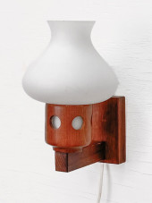 VITRIKA DANISH TEAK & GLASS WA