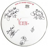VIXEN AUTOGRAPHED DRUM HEAD.Vi