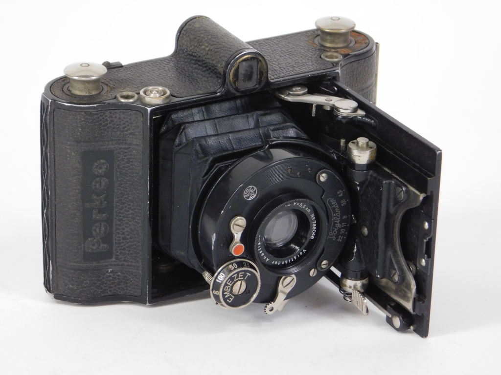 VOIGTL?NDER PRE-WAR PERKEO 3X4