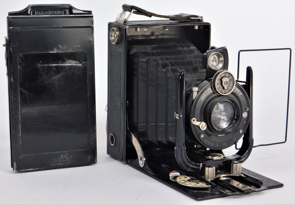 VOIGTL?NDER VAG 6.5X9 FOLDING PLATE