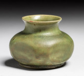 VOLKMAR POTTERY MATTE GREEN VA