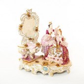 VOLKSTEDT FIGURINE GROUPING GO