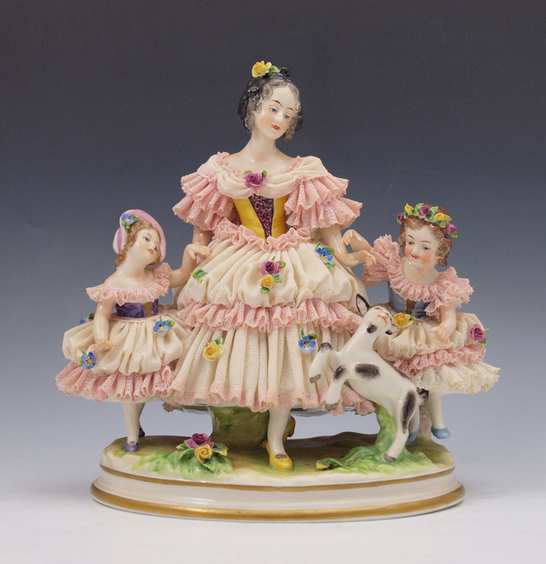 VOLKSTEDT LACY FIGURINE GROUP: