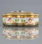VOLKSTEDT PORCELAIN TRINKET BO