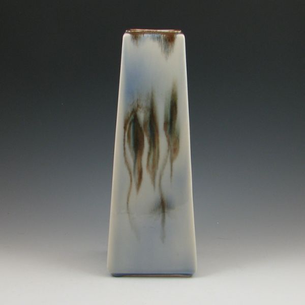 Vontury tall tapered vase with