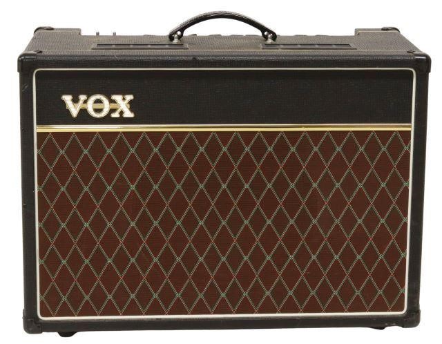 VOX TUBE GUITAR AMPLIFIER, MODEL