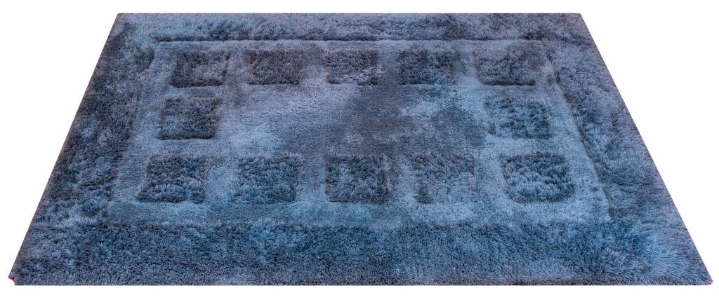 W & J SLOANE BLUE SHAG RUG /