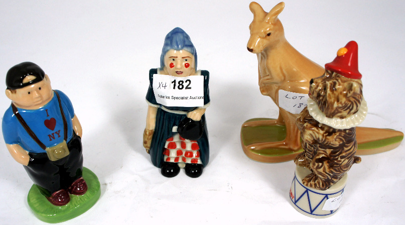 Wade Figures Pantomime Dame Buffalo