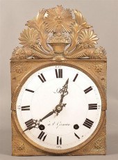 WAG ON WALL CLOCK WITH EMBOSSE