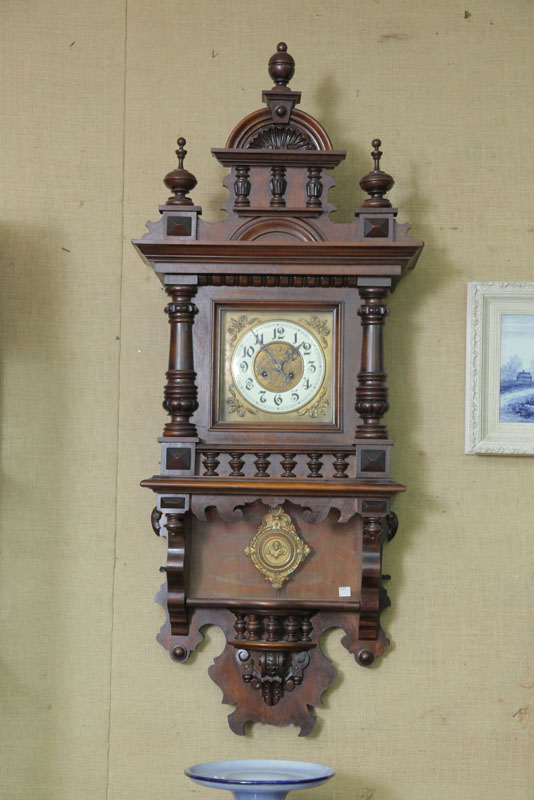 WALL CLOCK. Eight day 