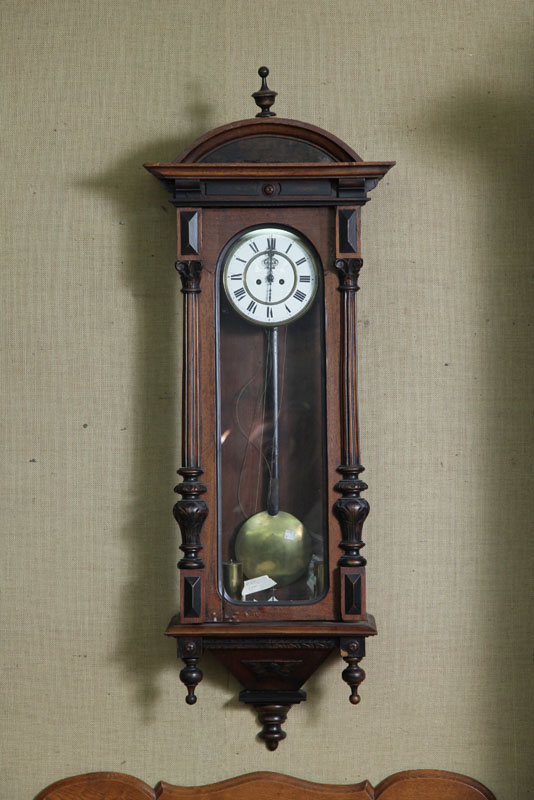 WALL CLOCK. Eight day 