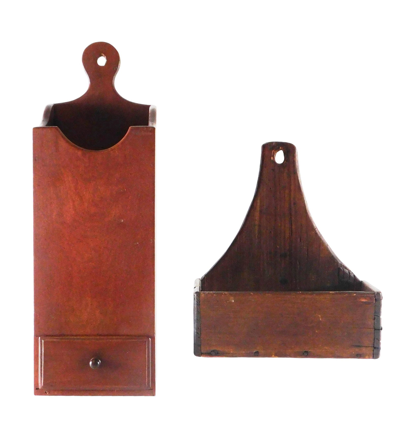 WALL MOUNTED PIPE-BOX AND