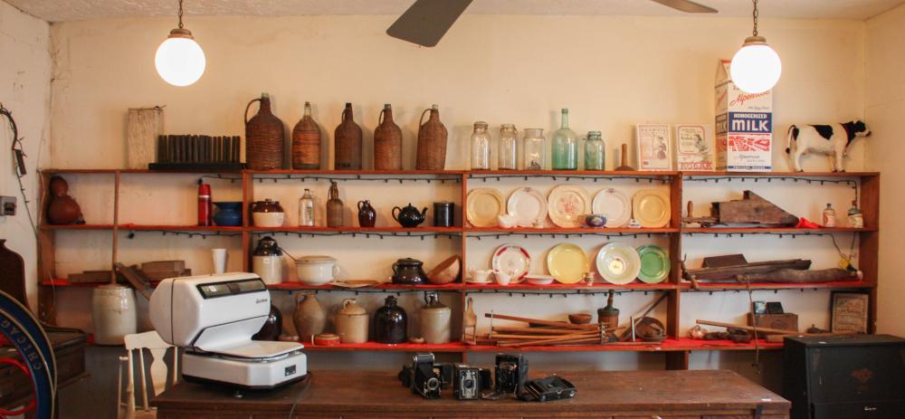 WALL OF ANTIQUES & COLLECTIBLES