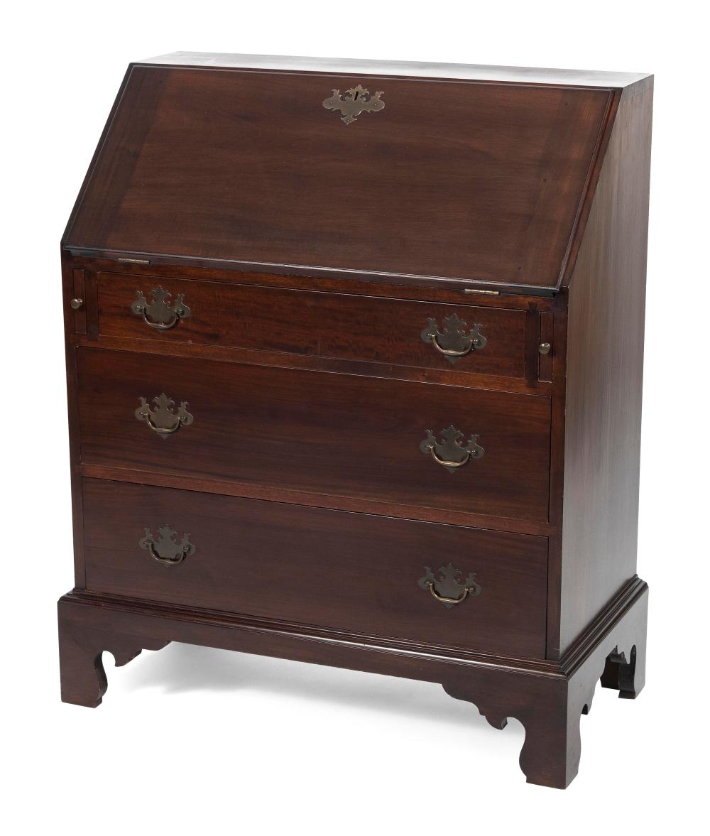 WALLACE NUTTING CHIPPENDALE-STYLE