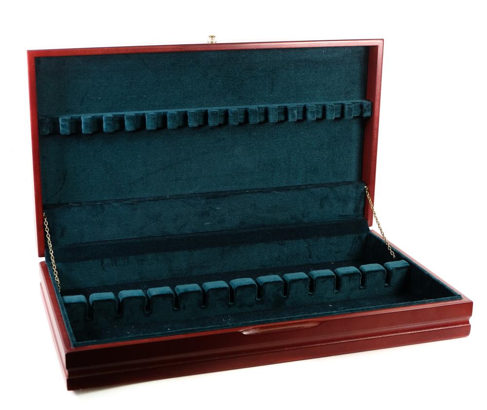 WALLACE SILVERSMITHS FLATWARE