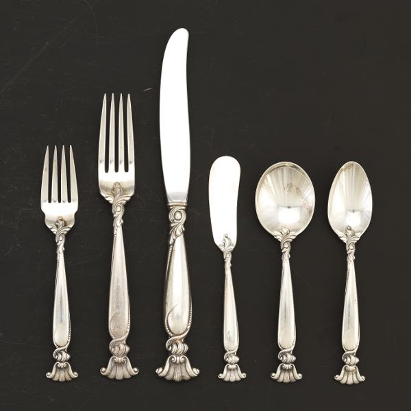 WALLACE STERLING SILVER TABLEWARE